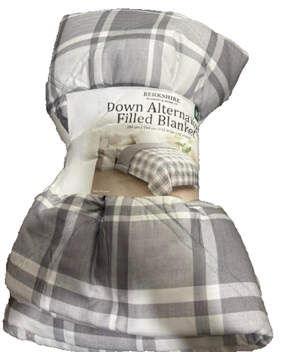 Berkshire Down Alternative Filled Blanket. Gray/Reverse to Solid. King